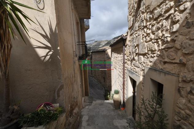 1° PIANO NEL CUORE DI IBLA - Foto 4