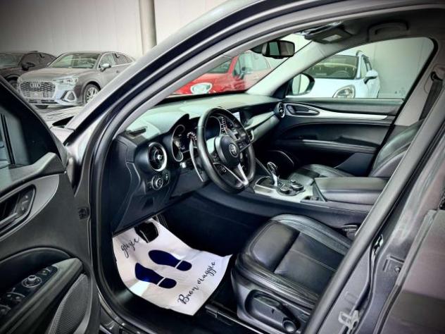 Alfa Romeo Stelvio 2.2 210CV Q4 Executive - Foto 9