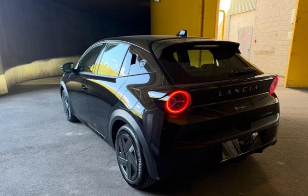 Lancia Ypsilon 1.2 mhev 110cv e-dct - Foto 5