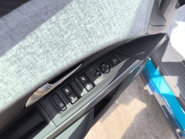 PEUGEOT 3008 Hybrid 145cv e-DCS6 Allure #PanoramicPack rif. 23902112 - Foto 9