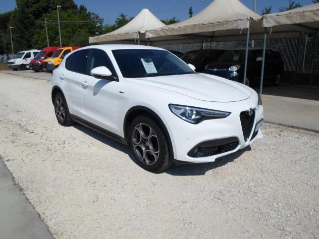 Alfa Romeo Stelvio 2.2 Turbodiesel 190 CV AT8 Q4 Sprint - Foto 3