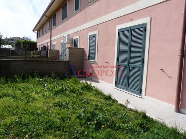ANGUILLARA SABAZIA, LOCALITA’ POGGIO DEI PINI, APPARTAMENTO INDIPENDENTE CON AMPIO GIARDINO - Foto 14