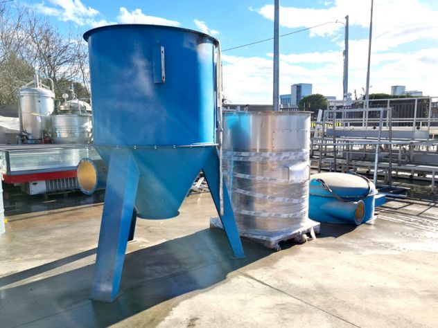 plasteo Barilotto di copertura da 30 litri, in plastica con coperchio, ermetico, impilabile, per uso alimentare, approvazione FDA ON, marchio di qualità IKG