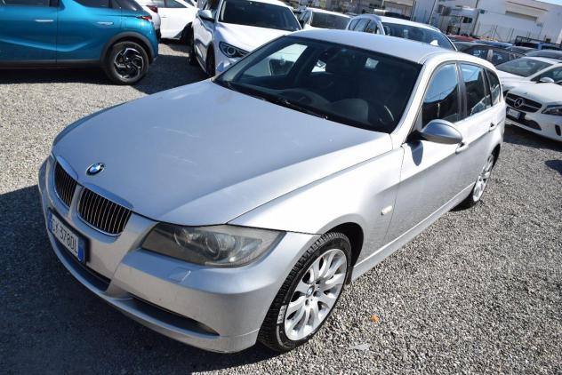 BMW Serie 3 Touring 330d Futura - AUTO D'OCCASIONE - PELLE - NAVI - CRUISE - SENSORI - BT - Foto 8
