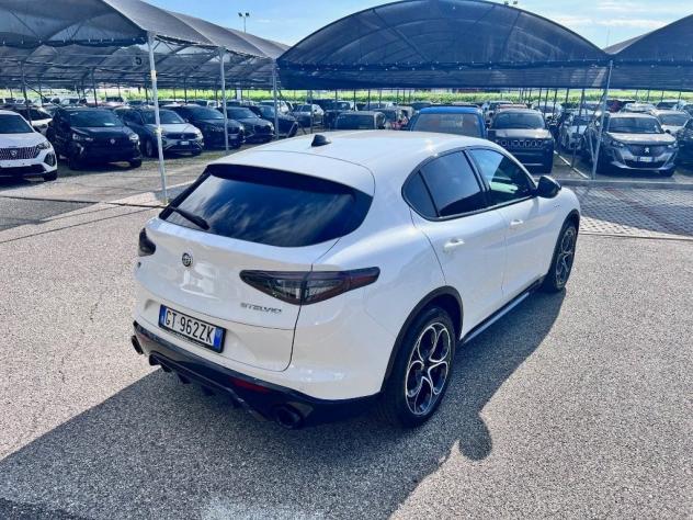 Alfa Romeo Stelvio 2.2 Turbodiesel 210 CV AT8 Q4 Veloce - Foto 3