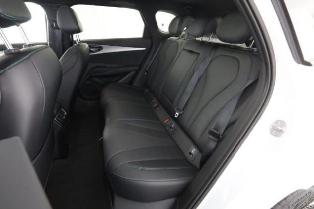 BYD Seal 6 DM-i DM-i 1.5 212 CV PHEV Touring Comfort rif. 24096514 - Foto 3