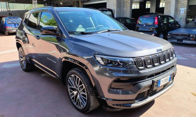 Jeep Compass e-Hybrid 1.5 Turbo MHEV T4 96kW Summit DDCT - Foto 2