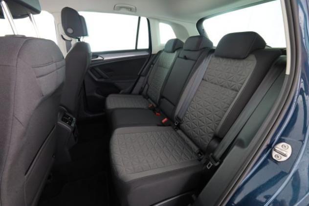 VOLKSWAGEN Tiguan Tiguan 2.0 TDI 150 CV SCR DSG Life rif. 24039159 - Foto 2
