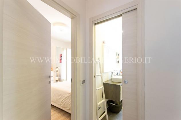 TRILOCALE RISTRUTTURATO CON DUE BALCONI, BOX E CANTINA - Foto 14