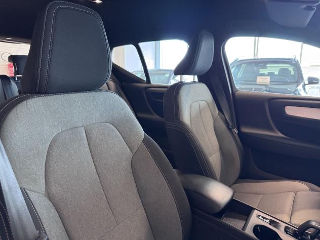 Volvo XC40 Recharge T4 Plug-in Hybrid auto Recharge Core - Foto 8