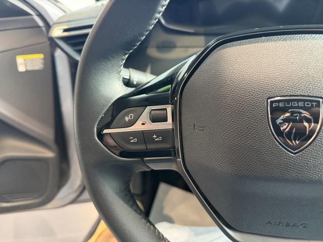 Peugeot 208 Allure PureTech 100 S/S - Foto 9