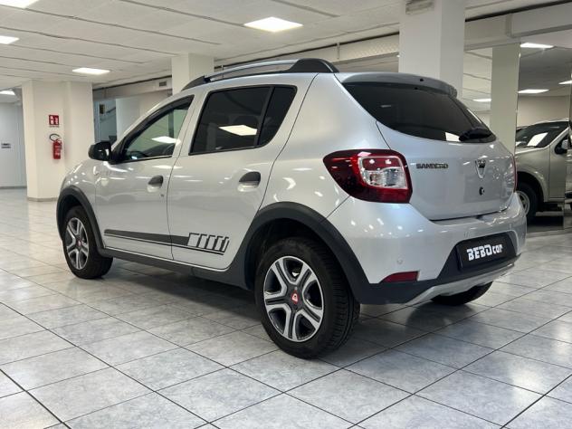 Dacia Sandero 0.9 TCe Laureate - Foto 7