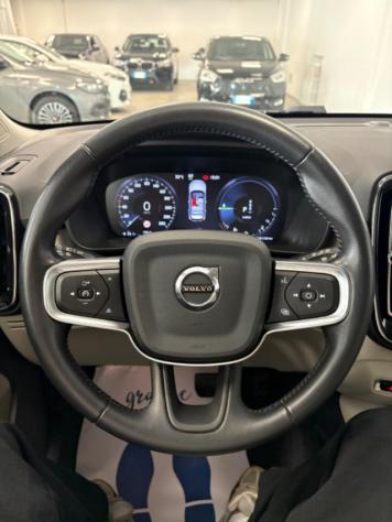 VOLVO XC40 T4 Recharge Plug-in Hybrid Inscription FULL LED rif. 24029264 - Foto 9