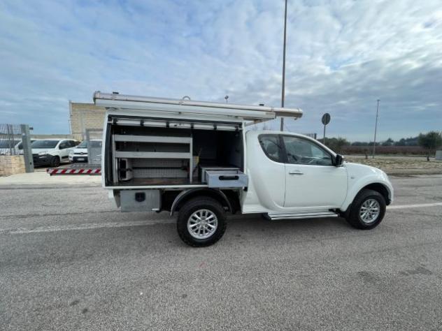 MITSUBISHI L200 2.5 DI-D/136CV Club Cab Invite DPF rif. 23712780 - Foto 10