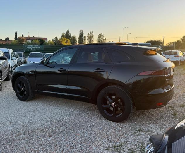 Jaguar F-Pace 2.0 D 180 CV AWD aut. R-Sport - Foto 5