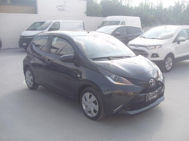 Toyota Aygo 1.0 VVT-i 69 CV 5 porte x-cool - Foto 6