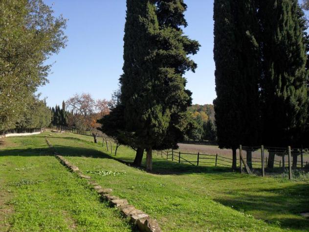 VILLA di 18 vani e di 700 mq (GAMBASSI TERME) rif. G 980 - Foto 3