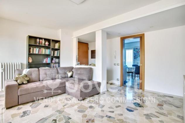 Appartamento di 82 m² con 3 locali e box auto in vendita a Induno Olona - Foto 2