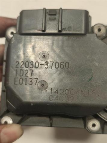 CORPO FARFALLATO LEXUS CT Berlina 22030-37060 2ZRFXE gas 1798 (11) - Foto 2