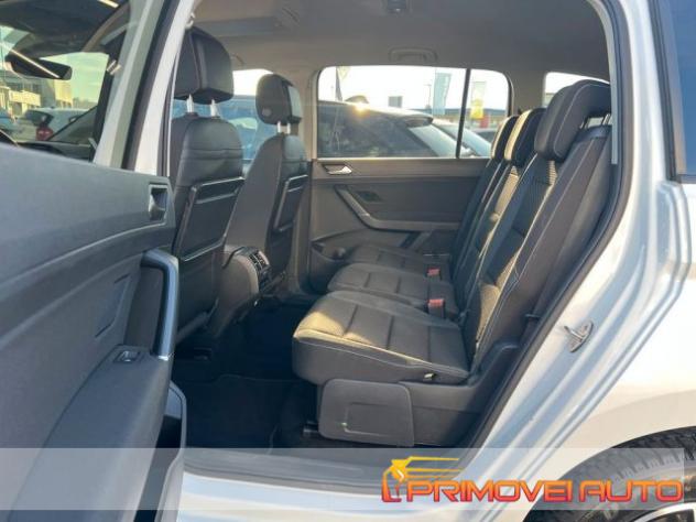 VOLKSWAGEN Touran 2.0 TDI 150 CV SCR DSG Active rif. 21763575 - Foto 4