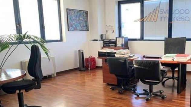 CAPANNONE CON UFFICI VICINANZE AUTOSTRADE IN AFFITTO A CINISELLO B.MO - Foto 14