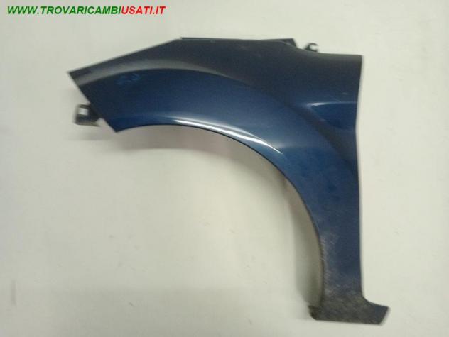 PARAFANGO ANT. SX BLU MET.  999-U1310055 Carrozzeria  Lamierati esterni  Fiancate  Parafango ant. FORD - FIESTA - 2008  2012, FORD - FIESTA - 2012  20