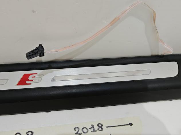BATTITACCO ILLUMINATO ANTERIORE SINISTRO AUDI Q8 Serie (4MN) 4M8947405A (18) - Foto 6