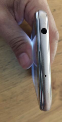 Huawei Y6 oro LYO-L01 16GB RAM 2GB - Foto 7