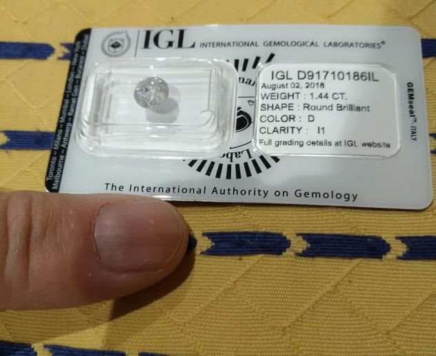 Diamante 1.44 Ct Color D Clarity I1 Certificato IGL - Foto 4