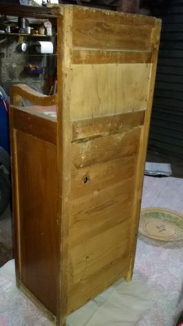 Comodino antico da restaurare. - Foto 3