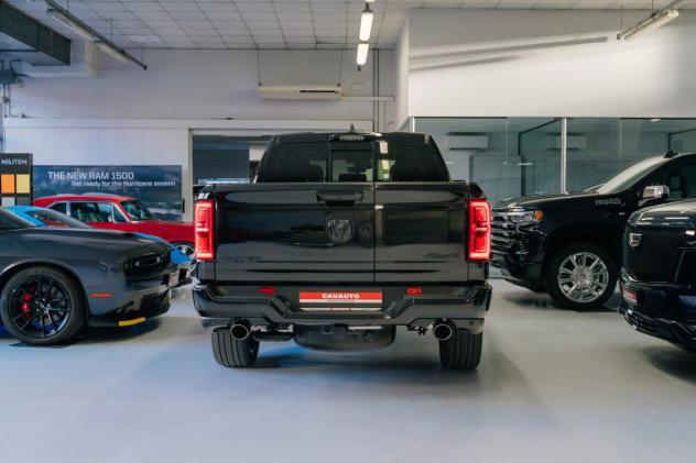 Dodge RAM NUOVO RAM 2025 LIMITED NIGHT 3.0L TWIN-TURBO 540 CV. - Foto 7
