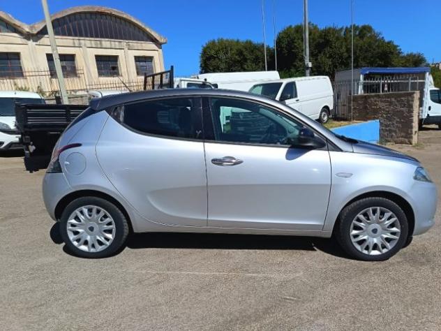 LANCIA Ypsilon 1.2 69 CV 5 porte Platinum rif. 24088575 - Foto 5