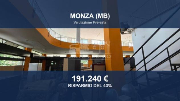 Immobile in asta di 286 m² in vendita a Monza