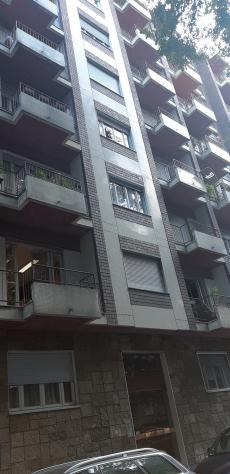 Affitto a referenziati in zona Vanchiglia in stabile signorile bilocale