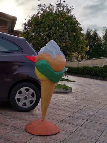 Insegna per gelateria in vetroresina, gelato 3D, tridimensionale, insegna a vela - Foto 2