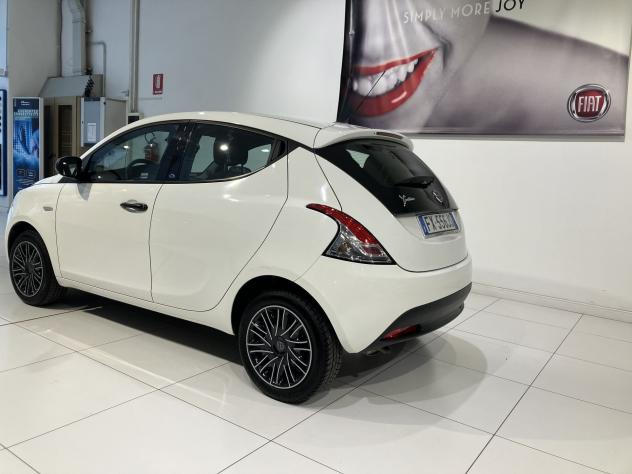Lancia Ypsilon 1.2 69cv 5 porte GPL Ecochic elefantino blu - Foto 4