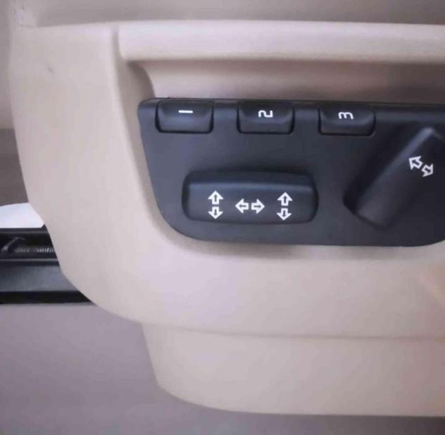 LAND ROVER Range Rover Sport 2.7 TD V6 HSE rif. 24024452 - Foto 9