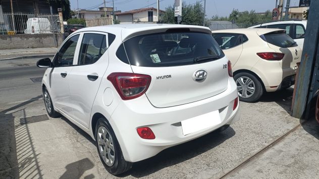 HYUNDAI I 10 1.0 CLASSIC - Foto 3