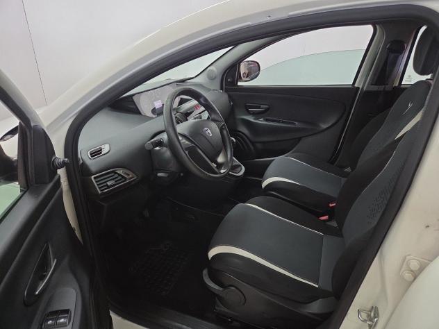 Lancia Ypsilon 1.2 69cv Elefantno - Foto 5