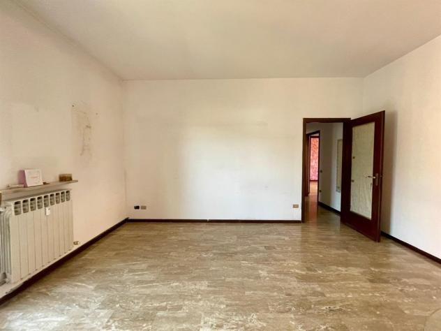 cst99 - ampio appartamento trilocale con box - cantina e balconi - Foto 15