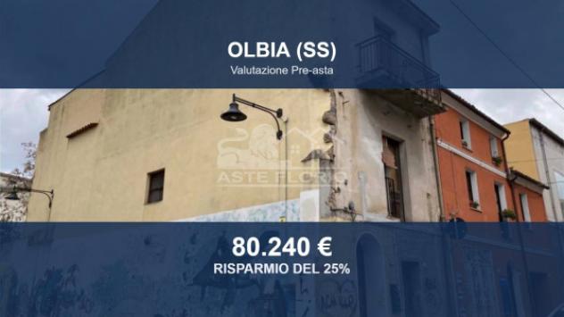 Immobile in asta di 112 m² con più di 5 locali in vendita a Olbia