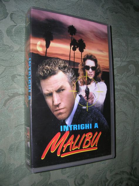 INTRIGHI A MALIBU