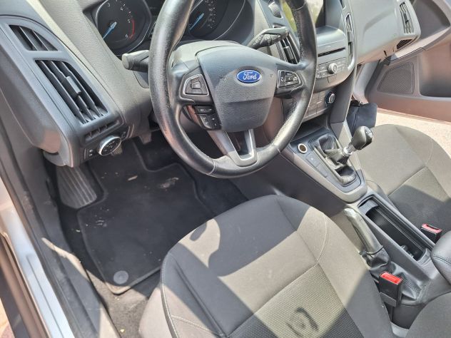 FORD FOCUS 3A SERIE anno 2017 - Foto 10
