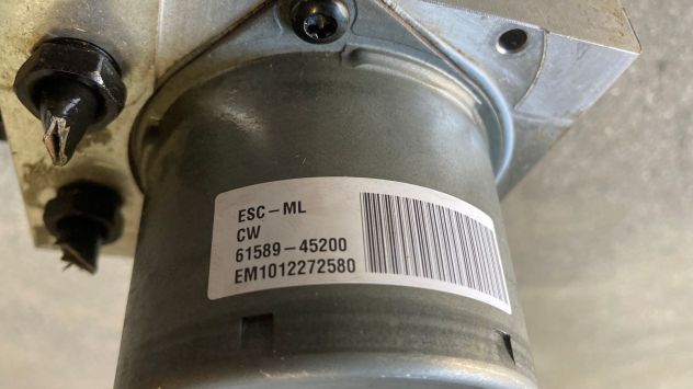 Centralina ABS Hyundai I20 1.2 benzina del 2011 (58910-1J220) - Foto 3