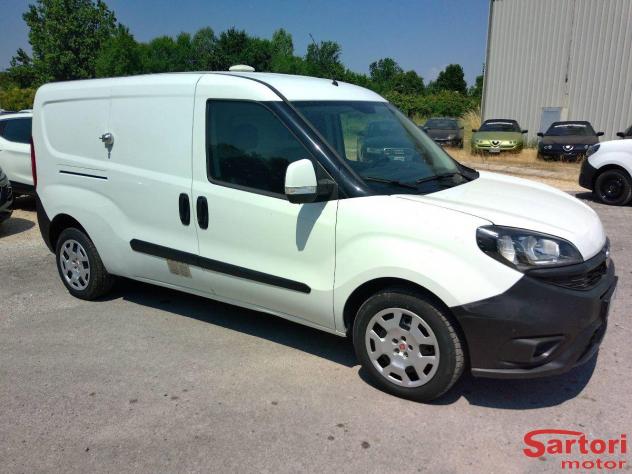 FIAT - Doblò - 1.4 T-Jet Natural Power Pop - Foto 2