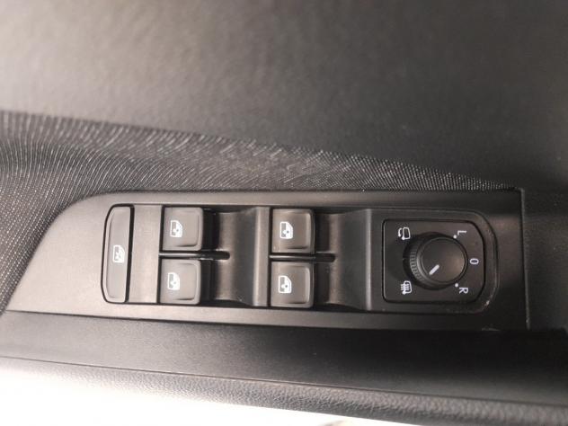 Škoda Kamiq 1.5 TSI 150cv Style - Foto 9