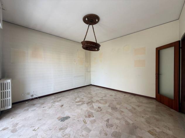 Appartamento di 109 m² con 3 locali e box auto in vendita a Sesto San Giovanni - Foto 2