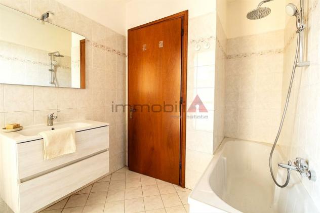 AFFITTASI Ampio 3 locali con terrazzi, cantina e box. - Foto 12