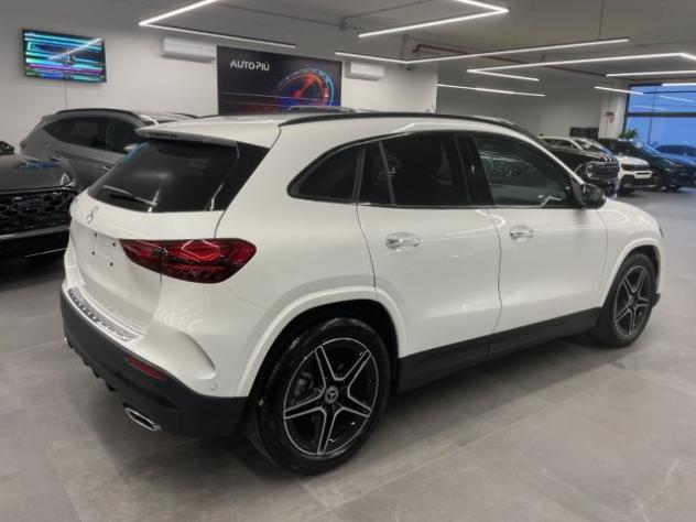 MERCEDES-BENZ GLA 200 2.0 d 150 CV AMG Premium rif. 23370837 - Foto 3