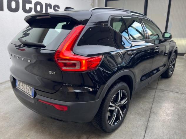 VOLVO XC40 B3 automatico Plus Dark rif. 23990108 - Foto 7
